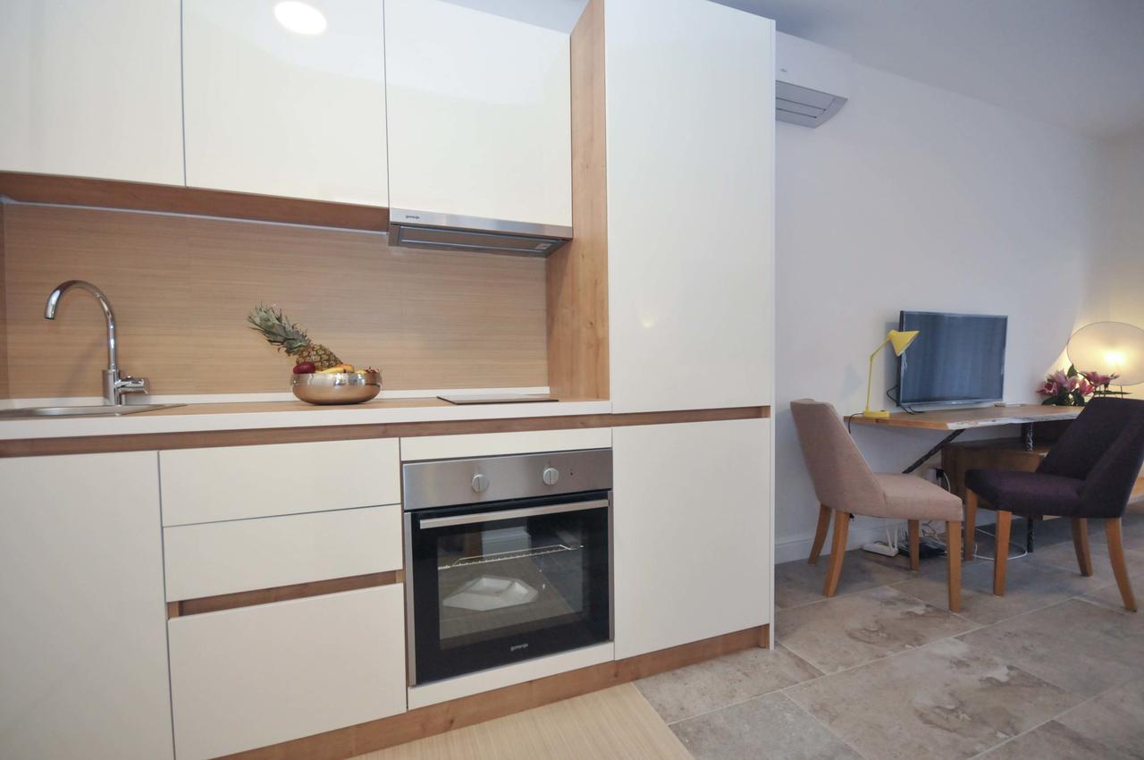Corso Levante Luxury Suites Petrovac Extérieur photo