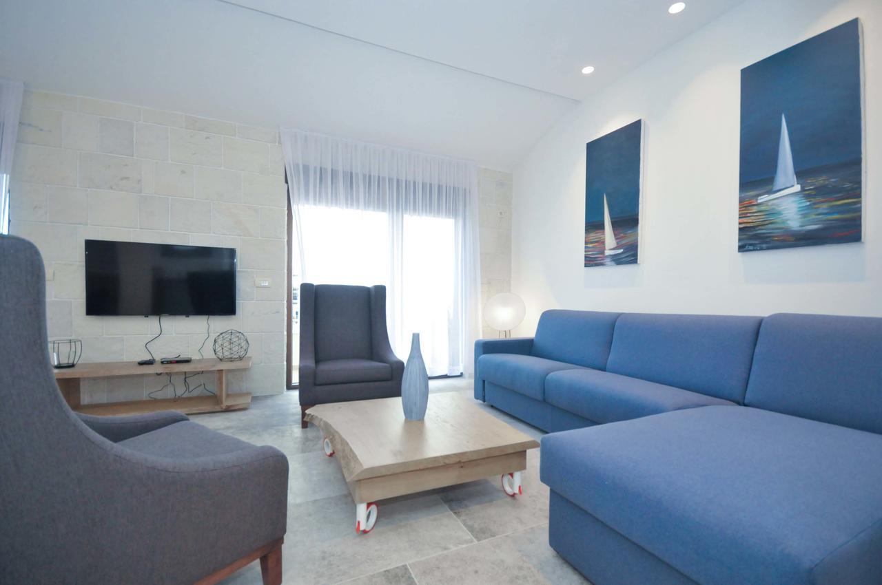 Corso Levante Luxury Suites Petrovac Extérieur photo